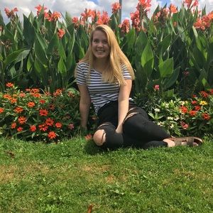 Meet your Posher, Alex